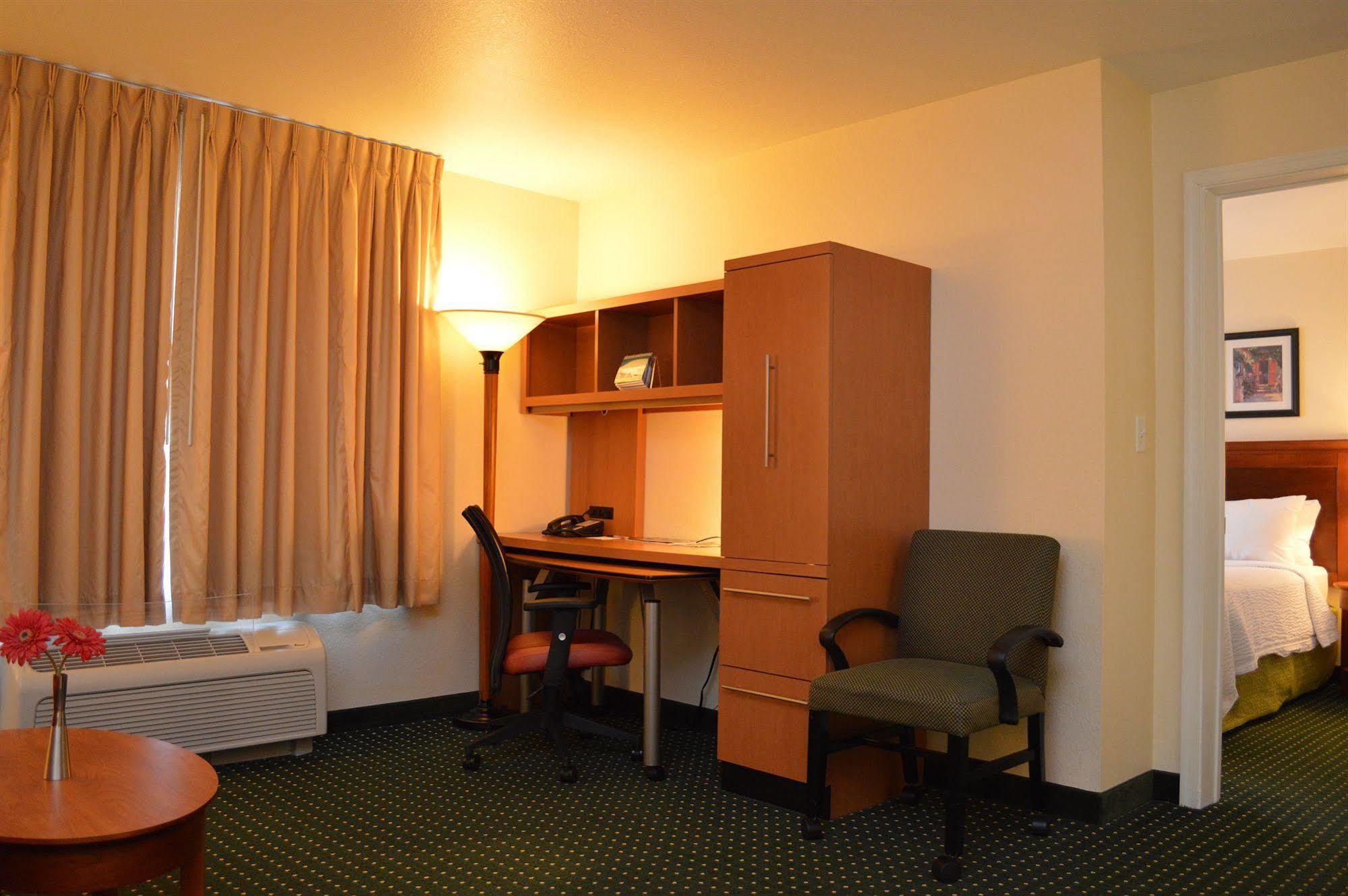 Towneplace Suites Stafford Eksteriør bilde
